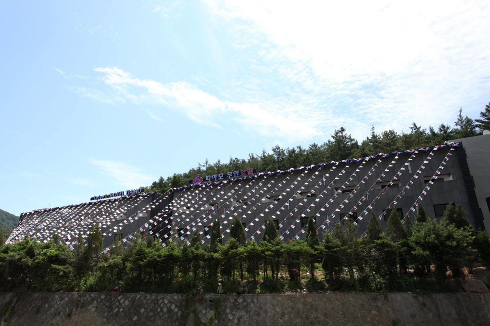 Drive In Hotel Tiamo Pocheon-si Exterior foto