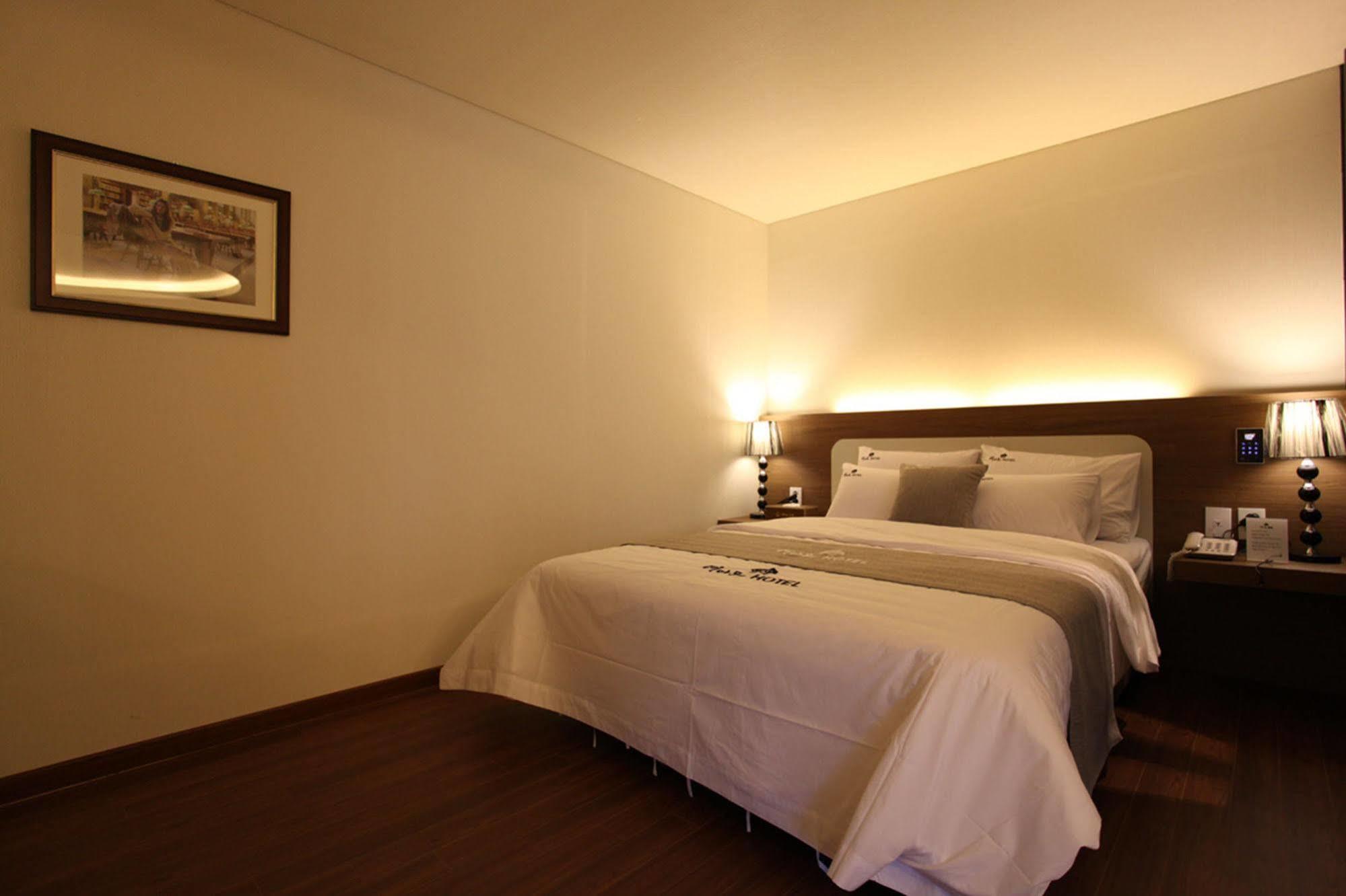 Drive In Hotel Tiamo Pocheon-si Exterior foto
